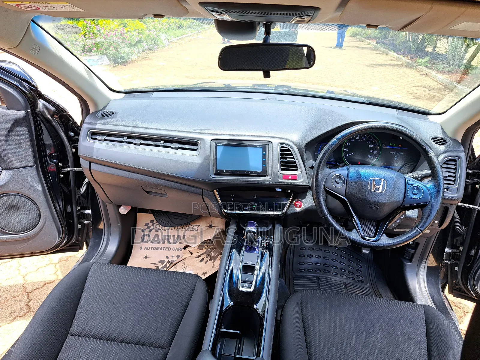 Honda Vezel 1.5 Hybrid 2WD 2018 Black