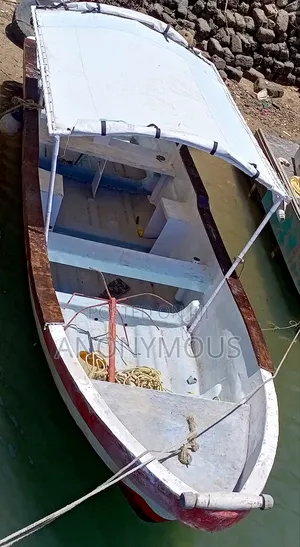 27ft Fibreglass Boat