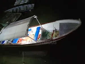 27ft Fibreglass Boat Fully Kitted