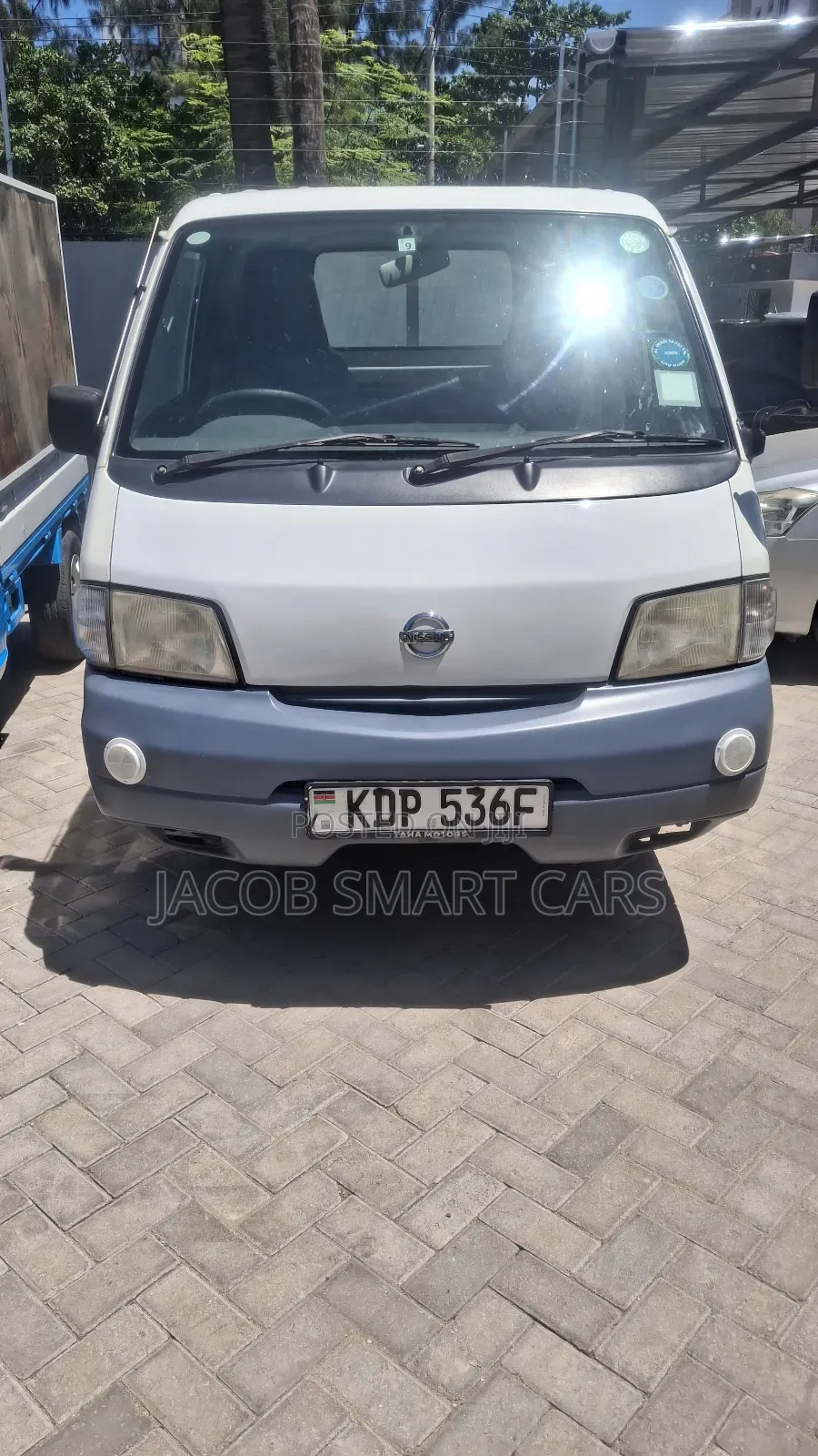 Truck Nissan Vannet