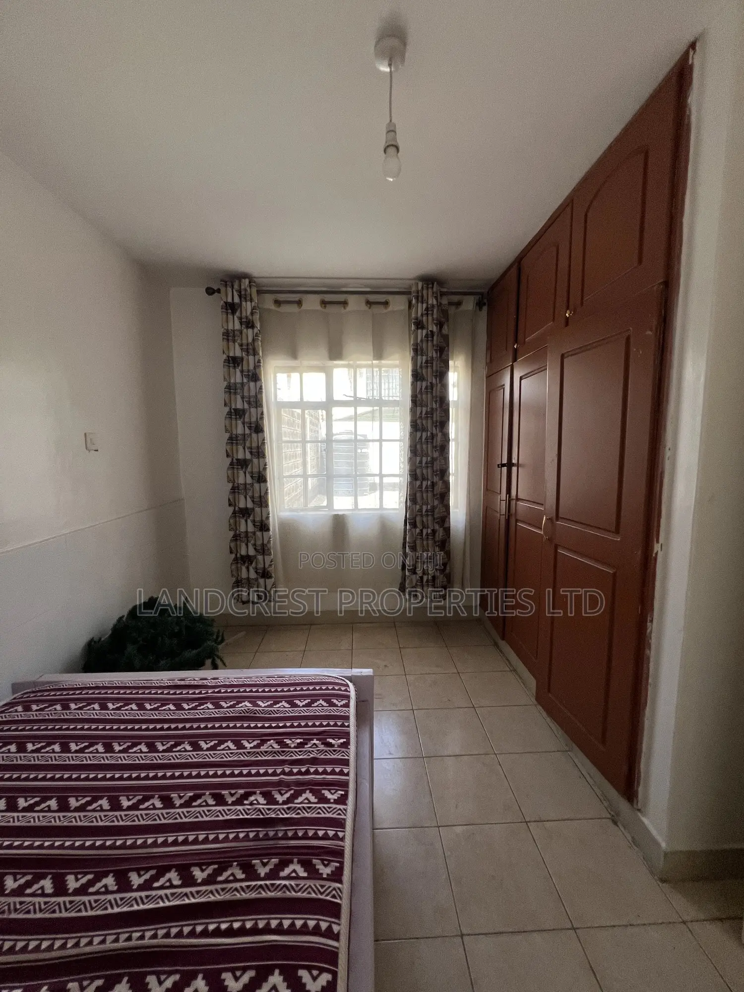 4bdrm Maisonette in South B for sale