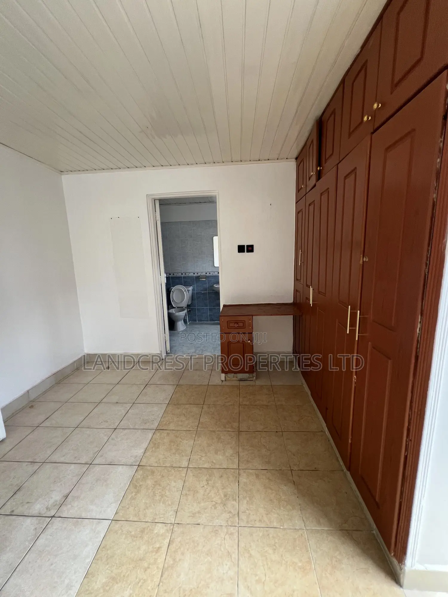 4bdrm Maisonette in South B for sale