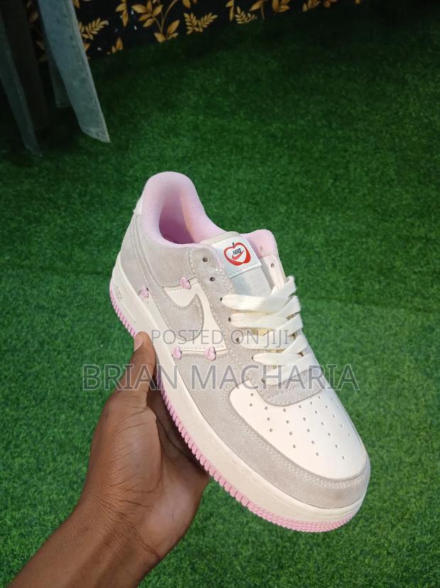 Air Force Sneaker