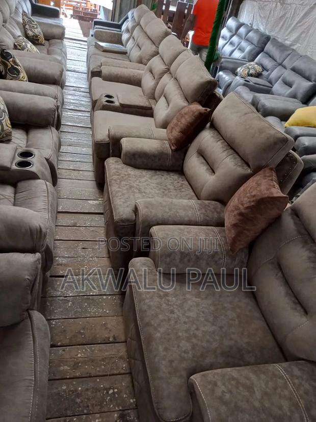 Sofa Seven Seater - main view