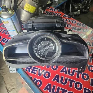 Mazda Demio Dashboard Clock
