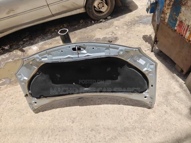 Toyota Ist Old Bonnet - thumbnail 2