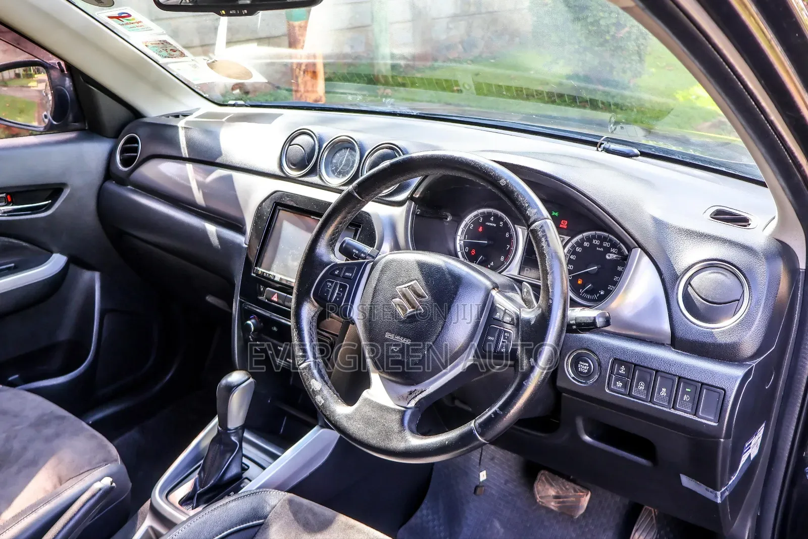 Suzuki Escudo 2016 Black