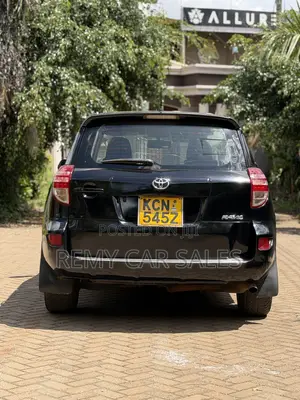 Toyota RAV4 2010 Black