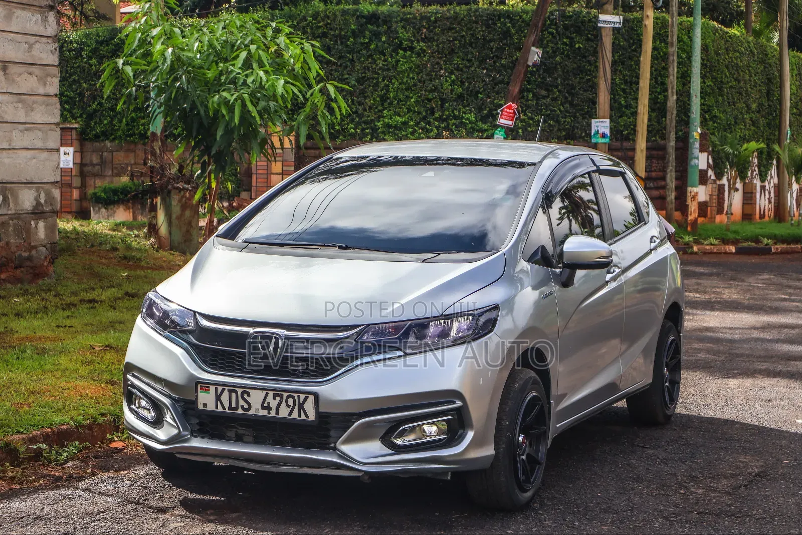 Honda Fit 2017 Silver