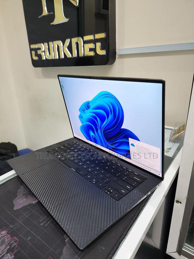 Laptop Dell Precision 5550 16GB Intel Core i7 SSD 512GB - thumbnail 2