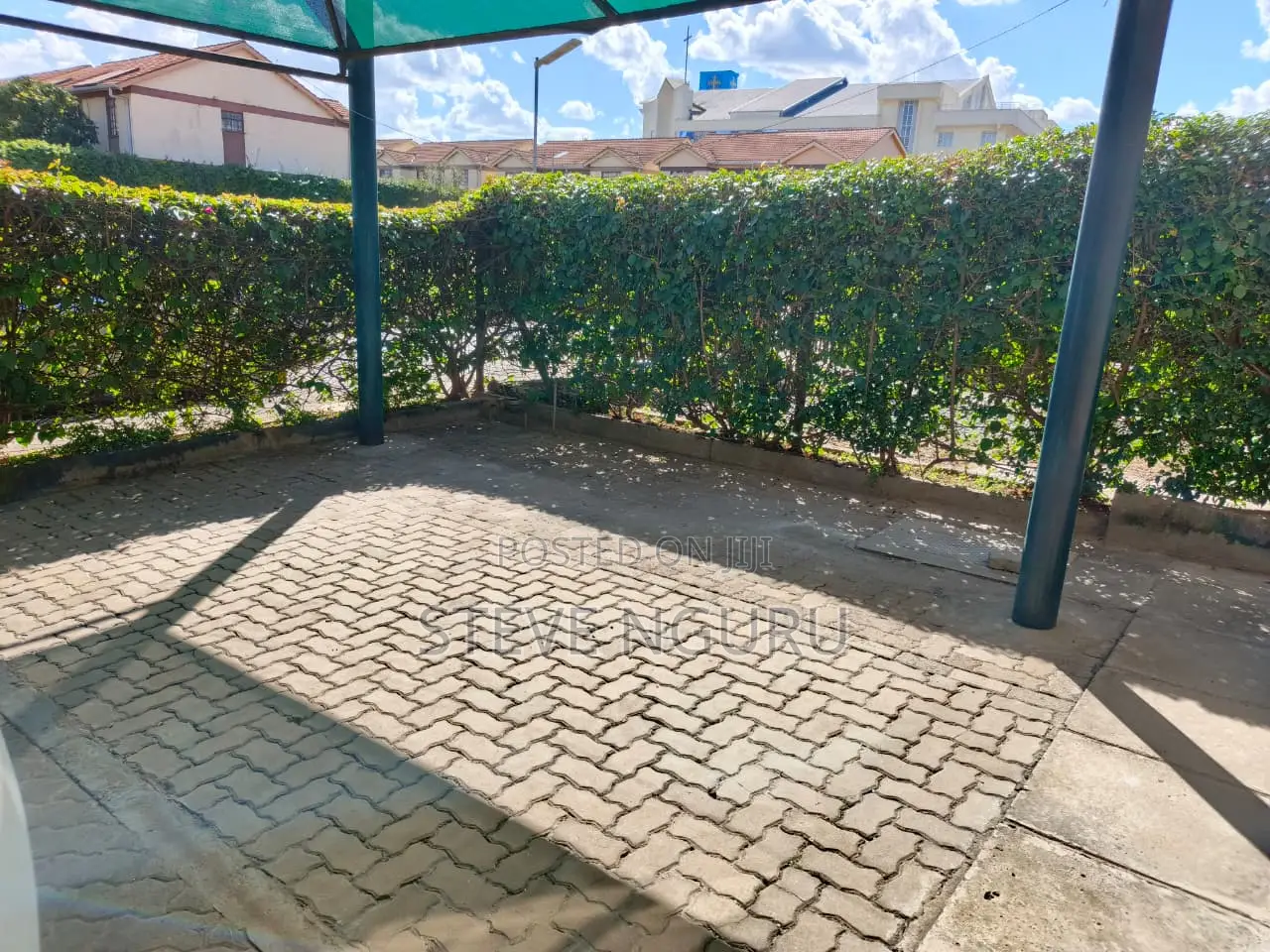 4bdrm Maisonette in Komarock Phase 5B for sale