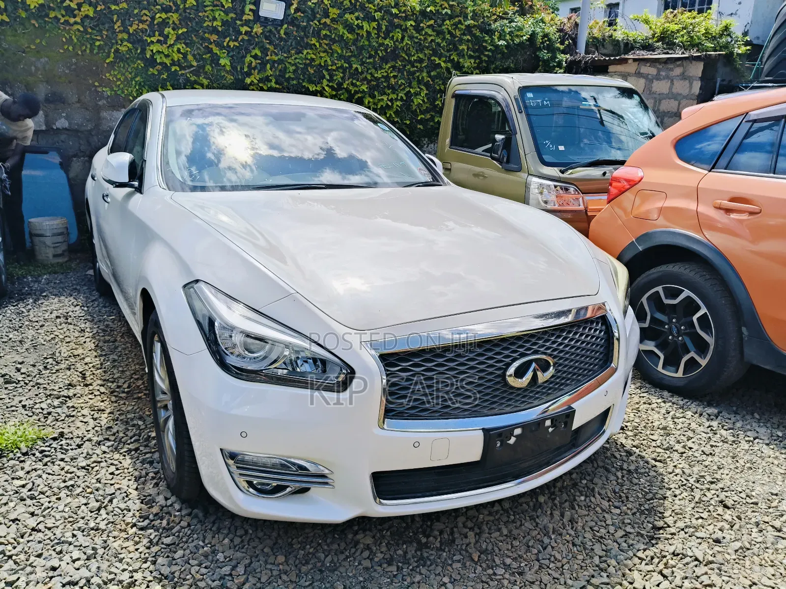 Nissan Fuga 2018 White