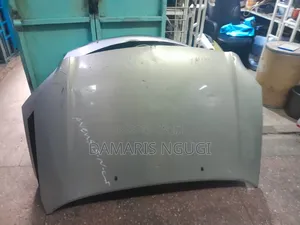 Avensis Bonnet