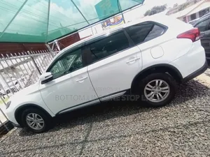 Mitsubishi Outlander 2018 White