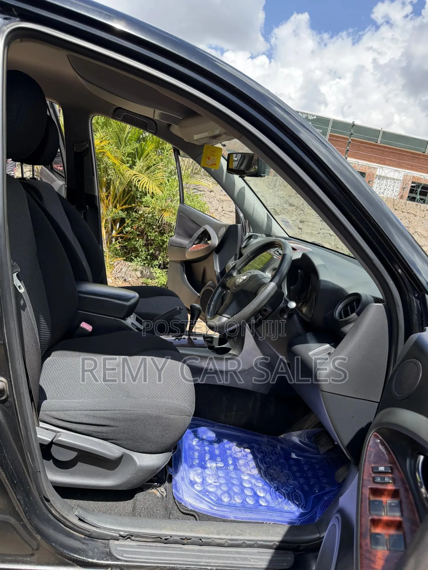 Toyota RAV4 2010 Black