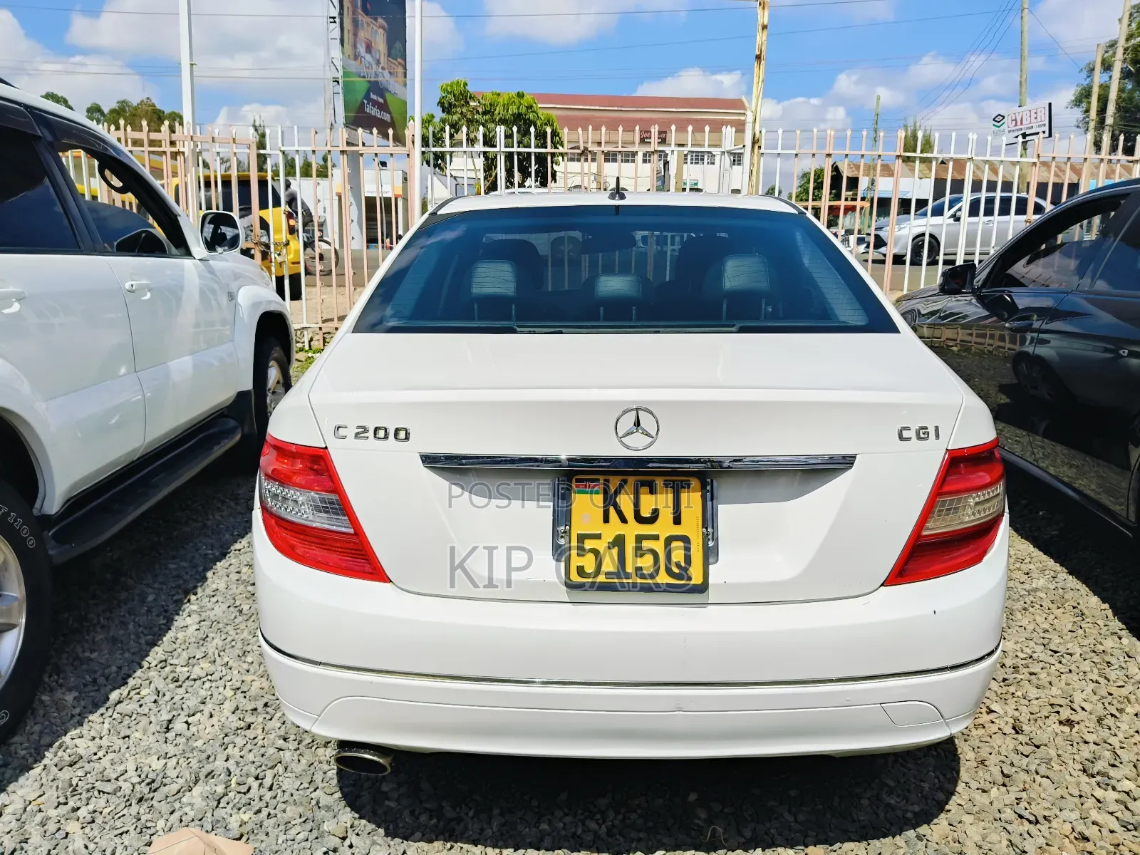Mercedes-Benz C200 2011 White