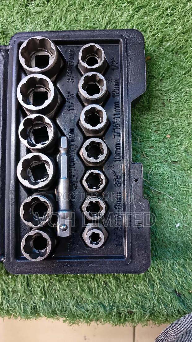 14-Piece Bolt and Nut Extractor Socket Set - thumbnail 2