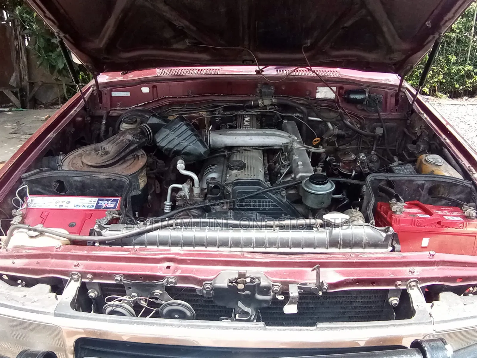 Toyota Land Cruiser 1998 Red