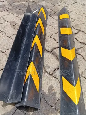 Heavy Duty Rubber Conner Guard