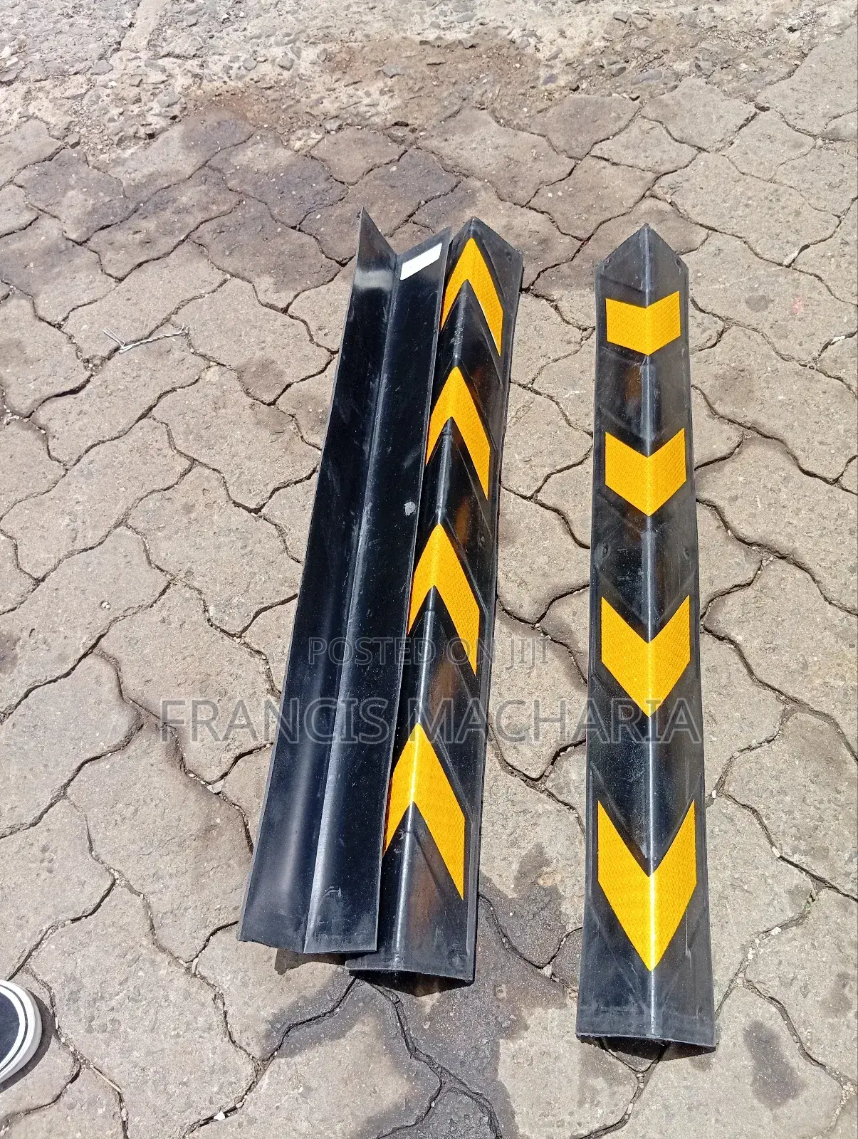 Parking Pillarrubber Conner Guards