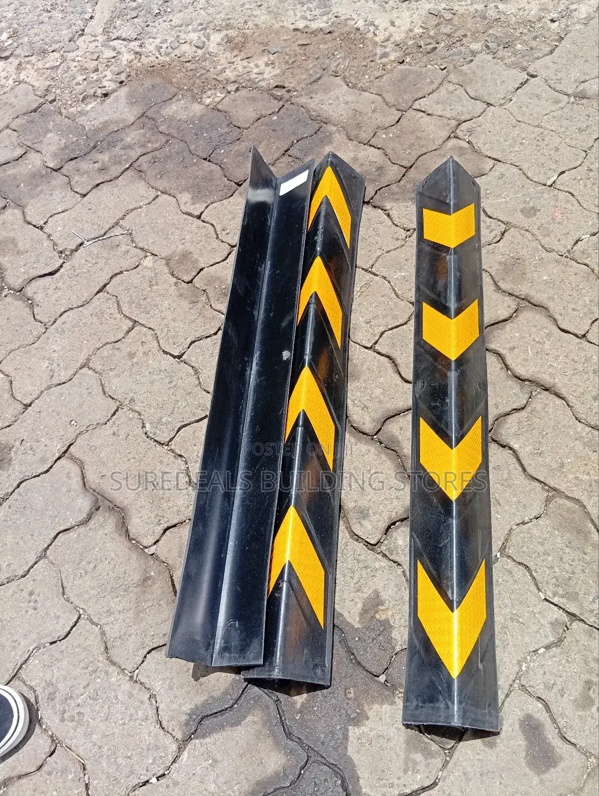 Parking Pillarrubber Conner Guards