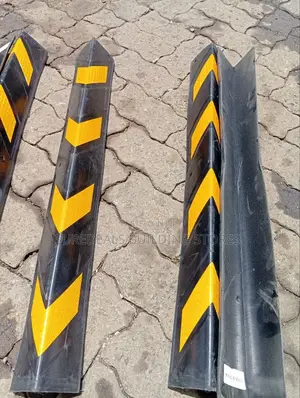 Reflective Rubber Conner Guard