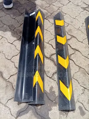 Reflective Rubber Conner Guard