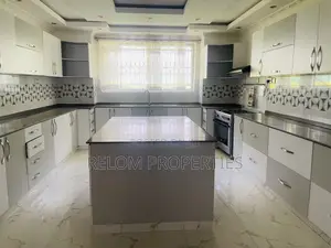 6bdrm Maisonette in Karen for rent