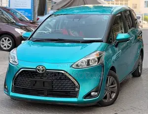Toyota Sienta 2019 Green
