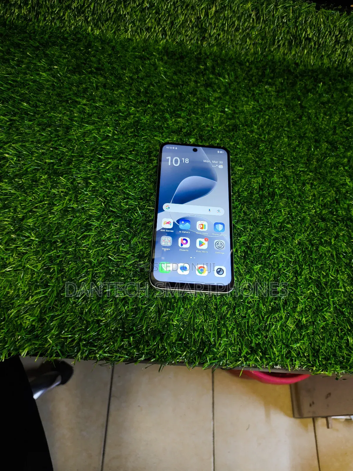 New Infinix Hot 60i 256 GB Gold