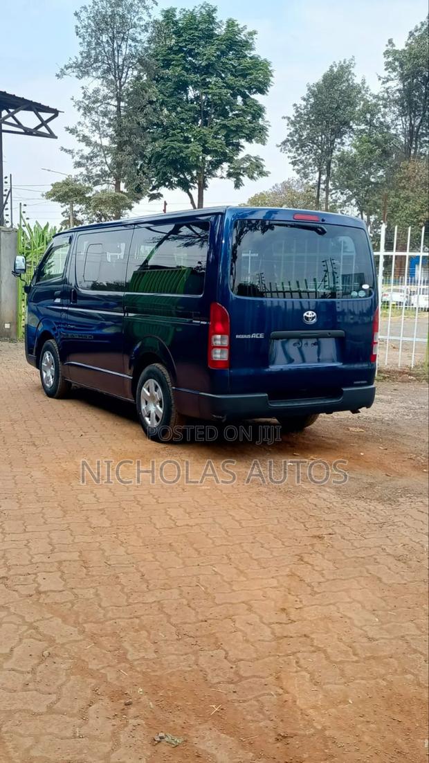 New Toyota HiAce 2018 Blue