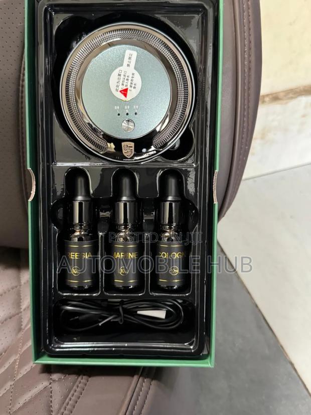 Porsche Premium Car Aromatherapy Perfume - thumbnail 2