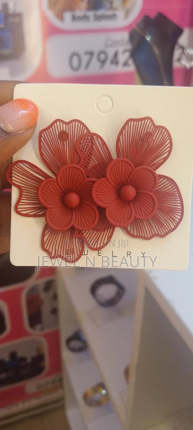 Floral Earrings - main view