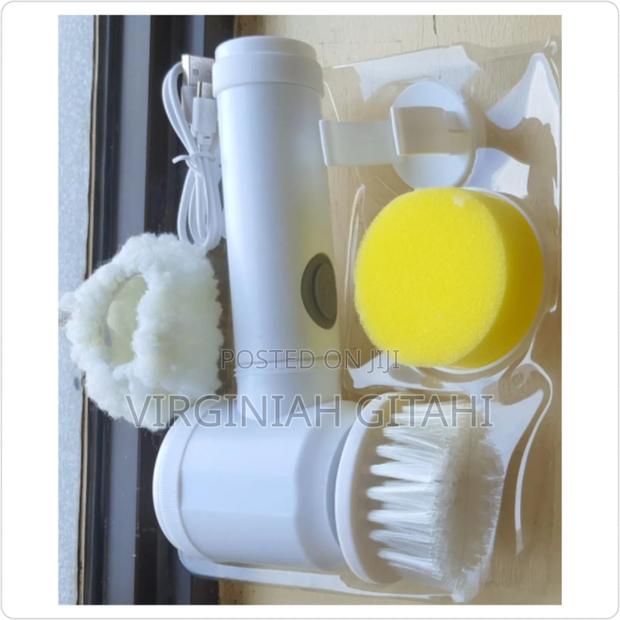 *Usb Rechargable Magic Brush With 3 Option (Brush, Sponge Polisher)