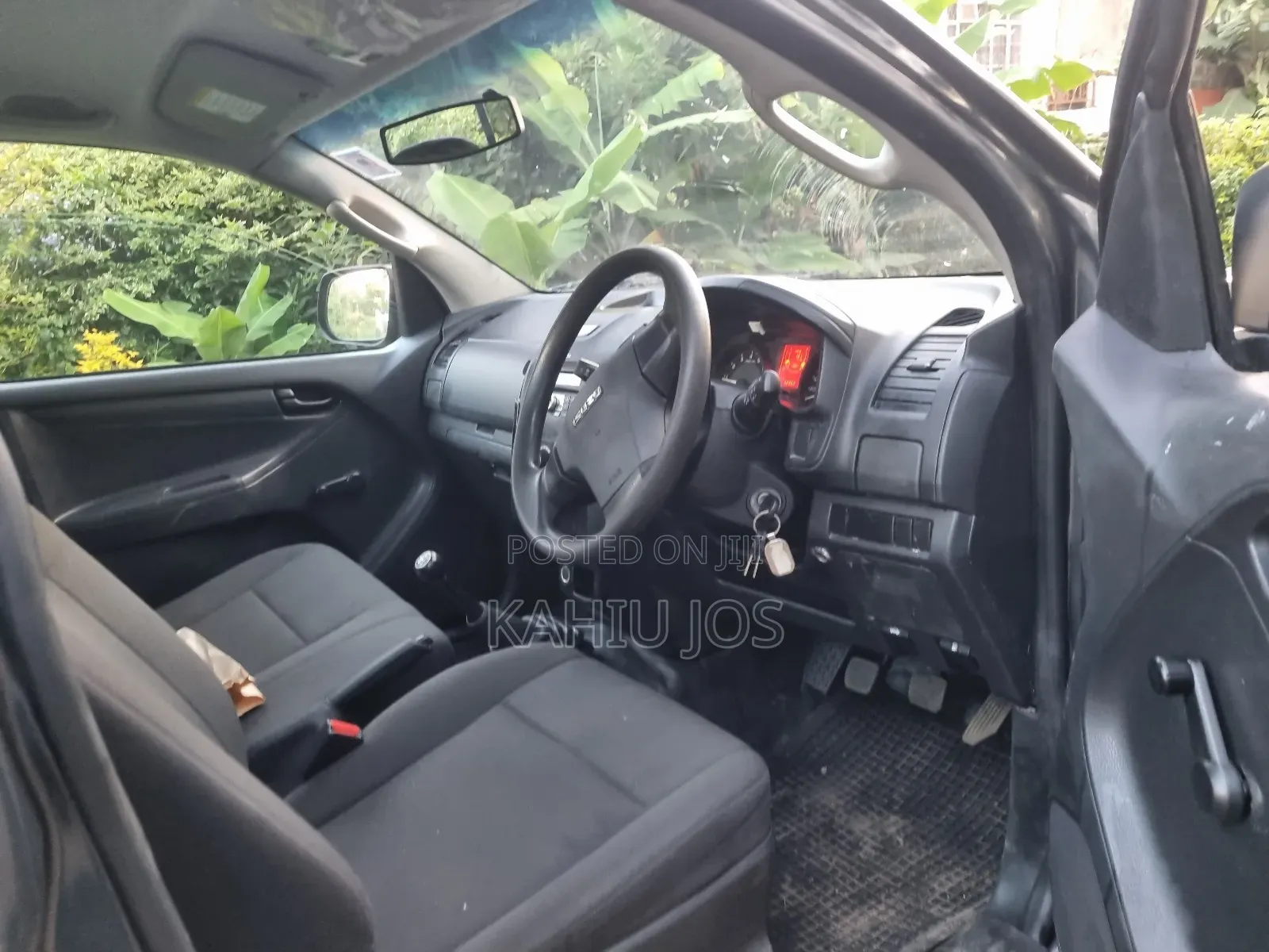 Isuzu D-MAX 2024 Gray