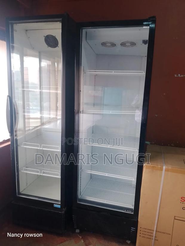 Functional Display Fridge - main view