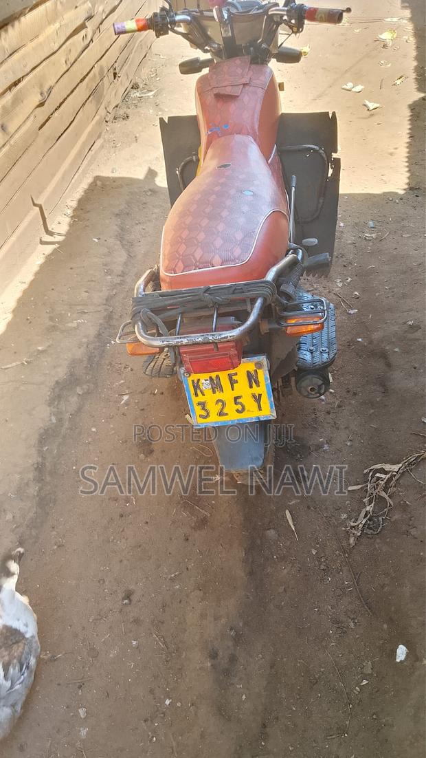 Honda 2021 Red - thumbnail 3