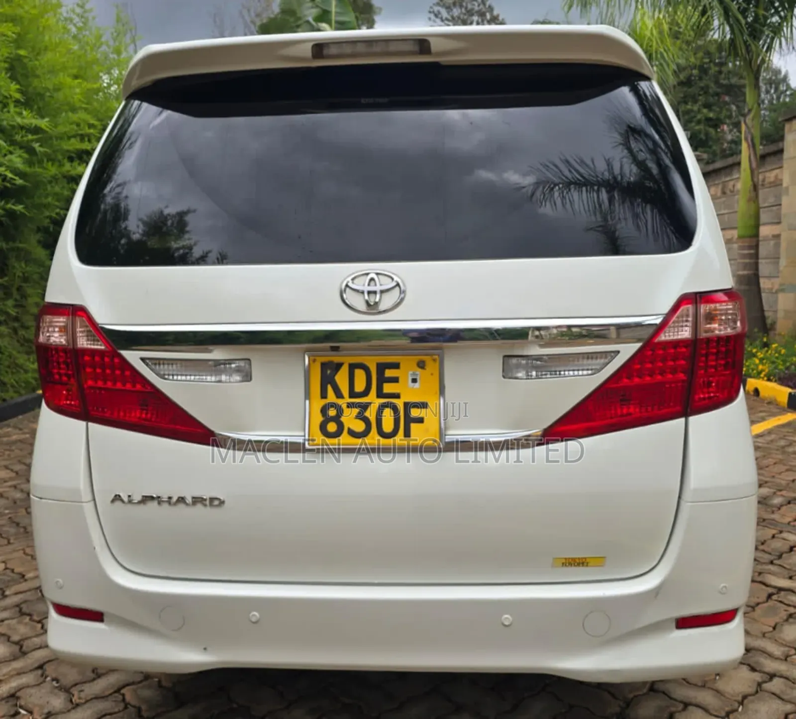 Toyota Alphard 2014 White
