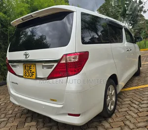 Toyota Alphard 2014 White