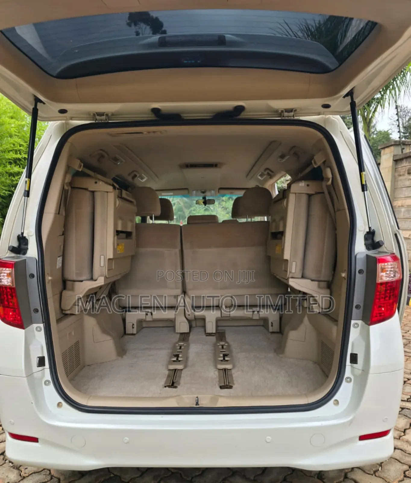 Toyota Alphard 2014 White