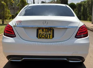 Mercedes-Benz C200 2016 White