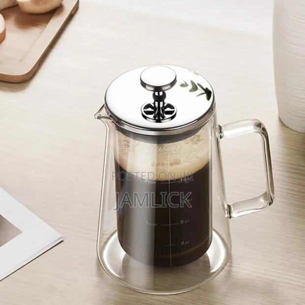 Double Walled Borosilicate French Press Coffee Maker 650ml - Av