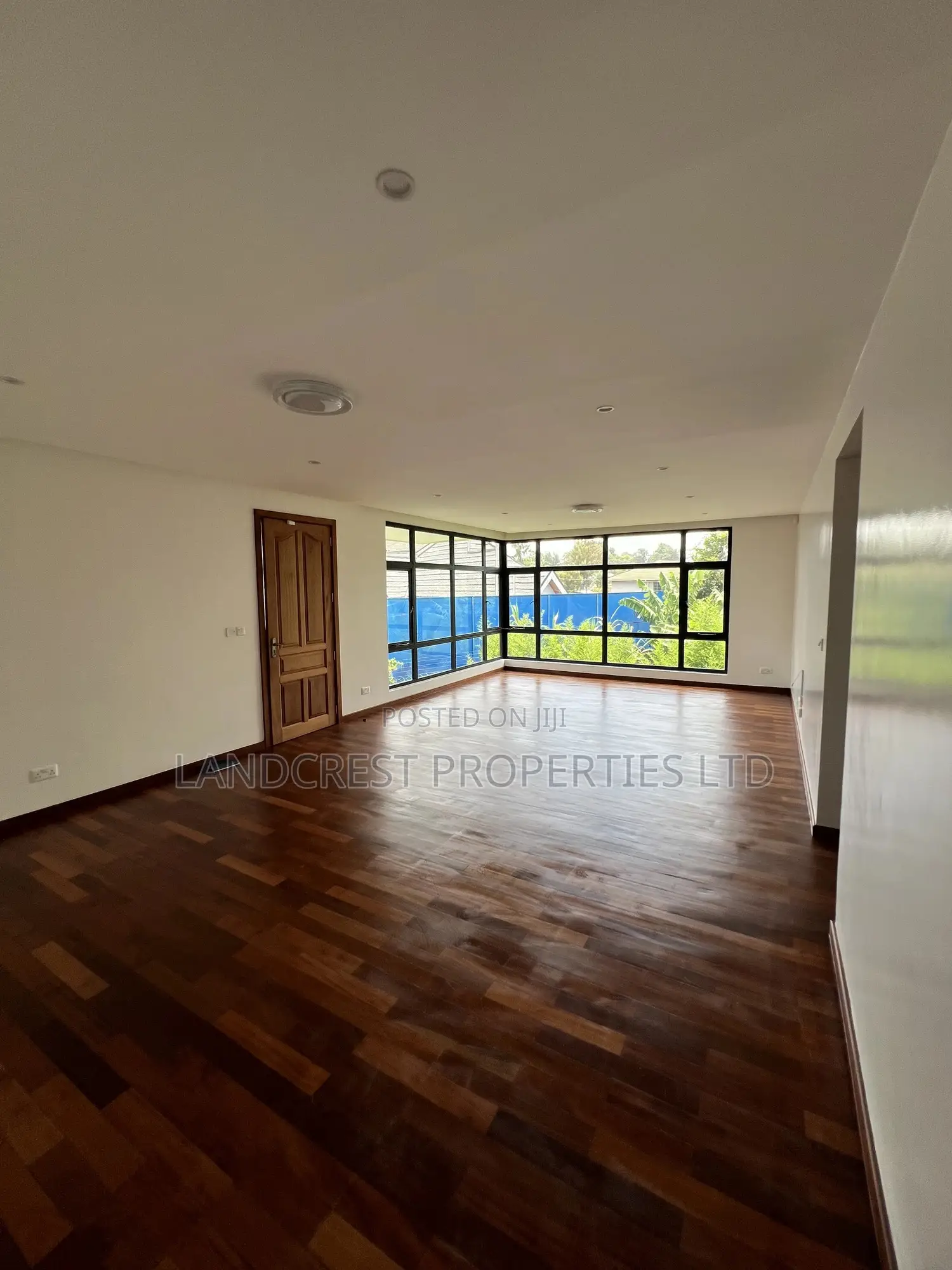 3bdrm Shared Apartment in Garden Estate, Roysambu for rent