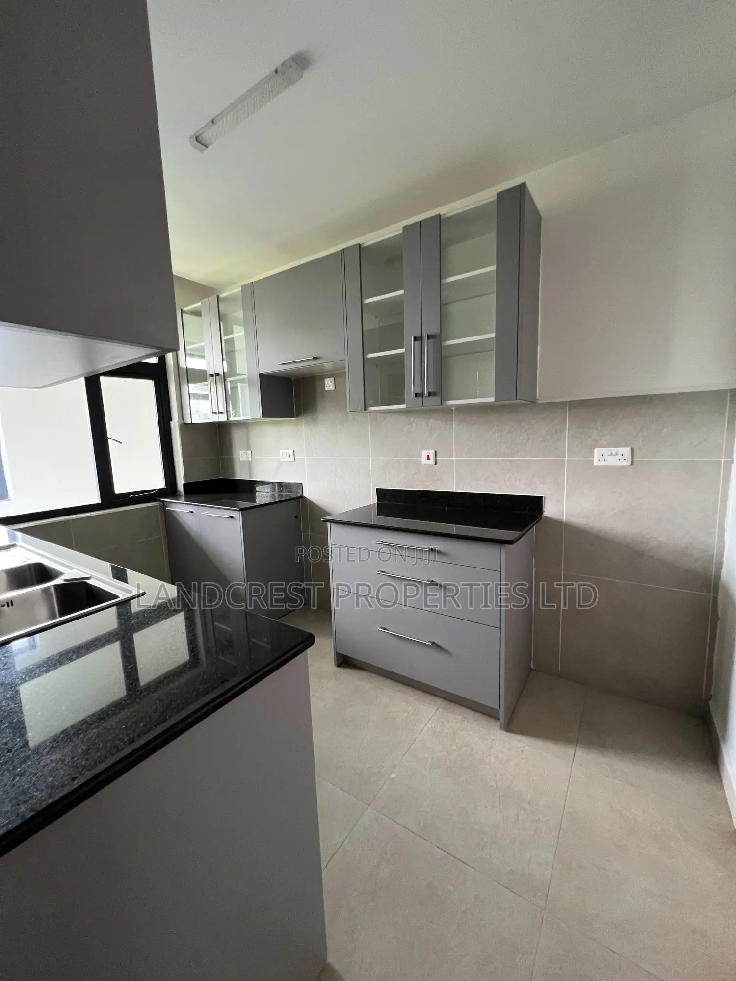3bdrm Shared Apartment in Garden Estate, Roysambu for rent