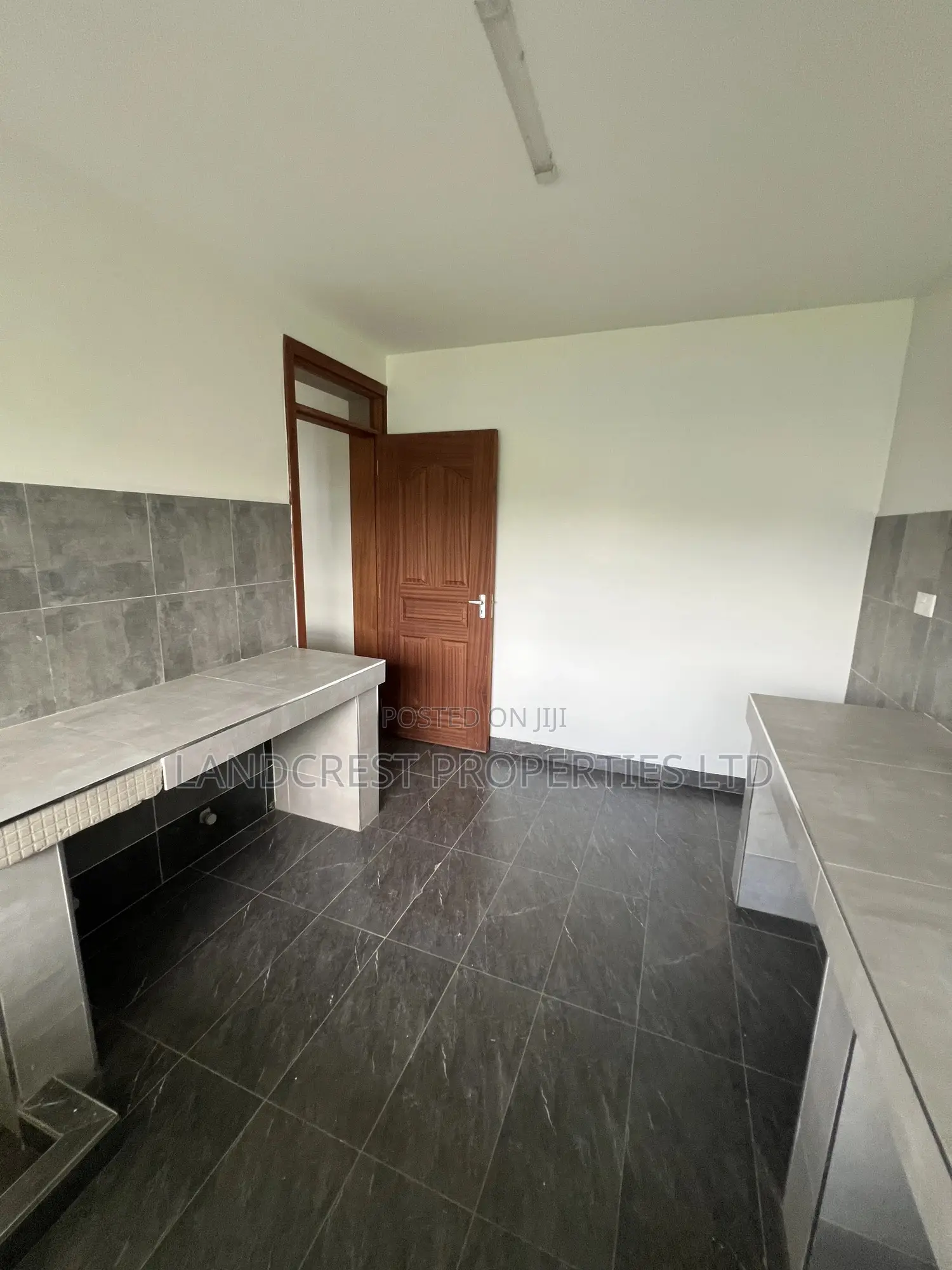 3bdrm Shared Apartment in Garden Estate, Roysambu for rent