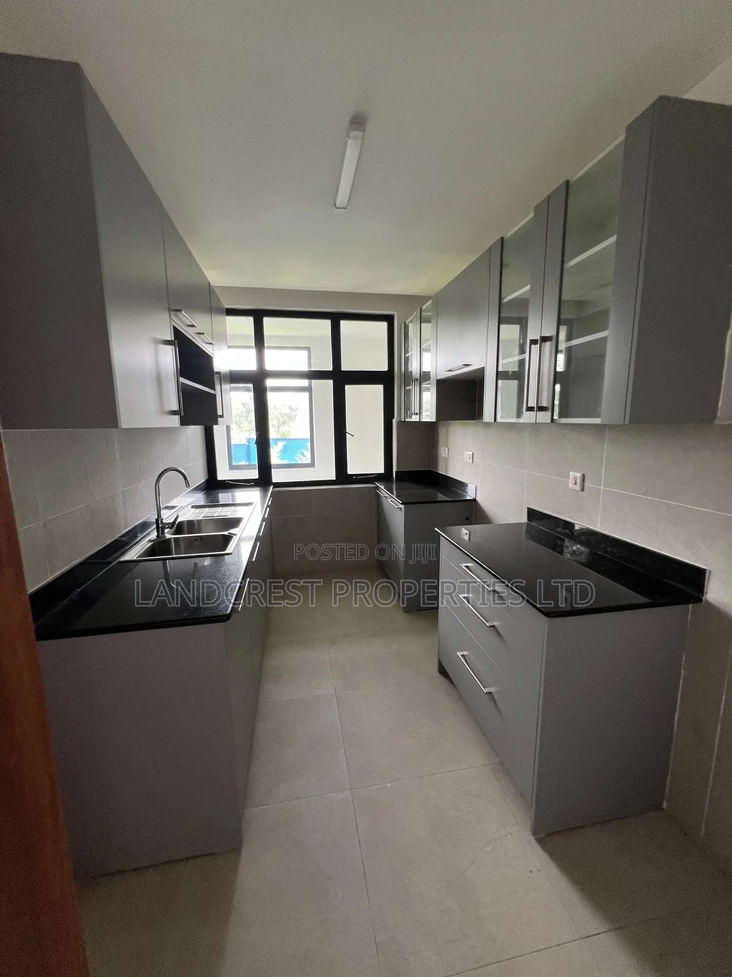 3bdrm Shared Apartment in Garden Estate, Roysambu for rent