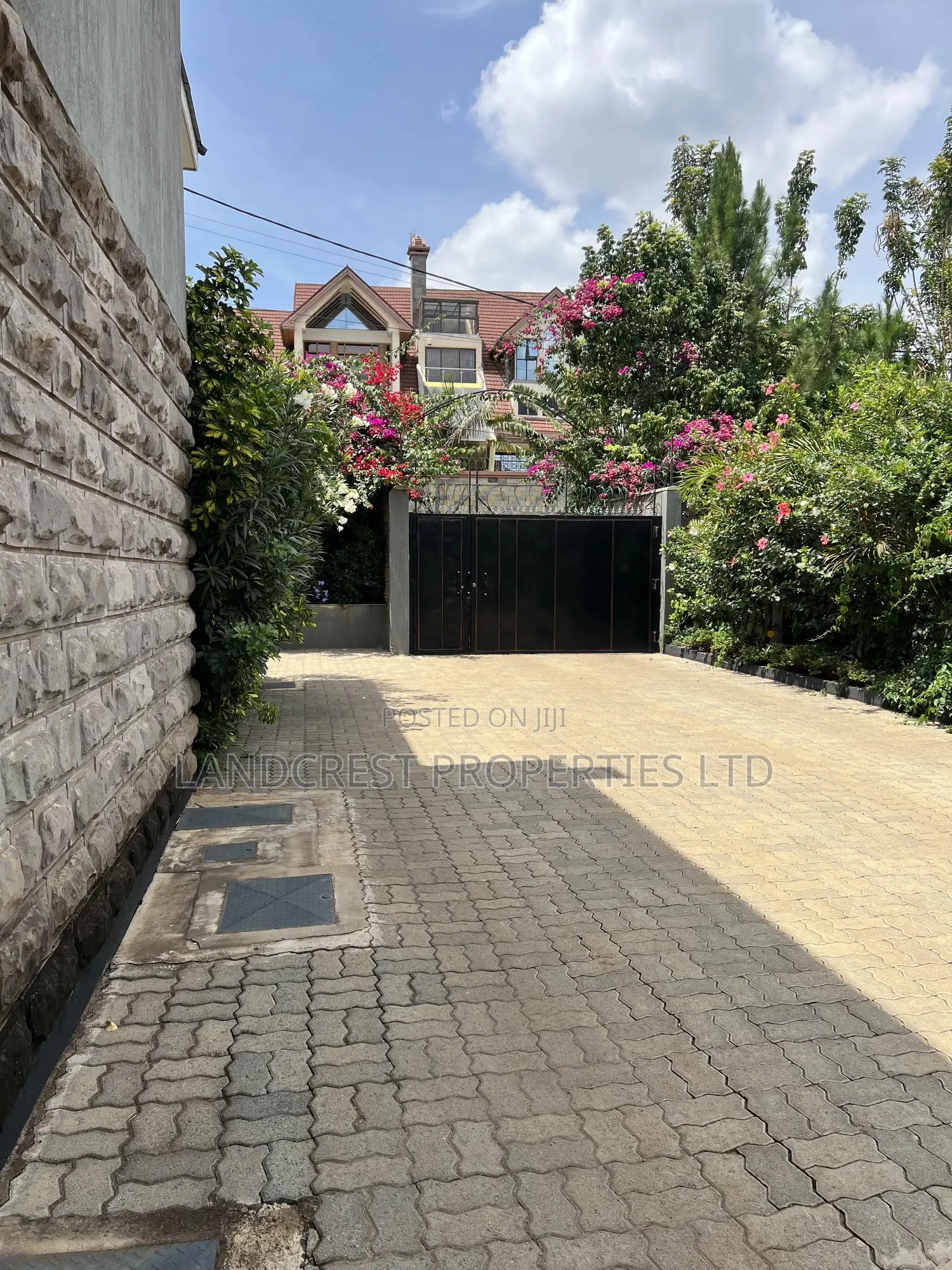 3bdrm Shared Apartment in Garden Estate, Roysambu for rent