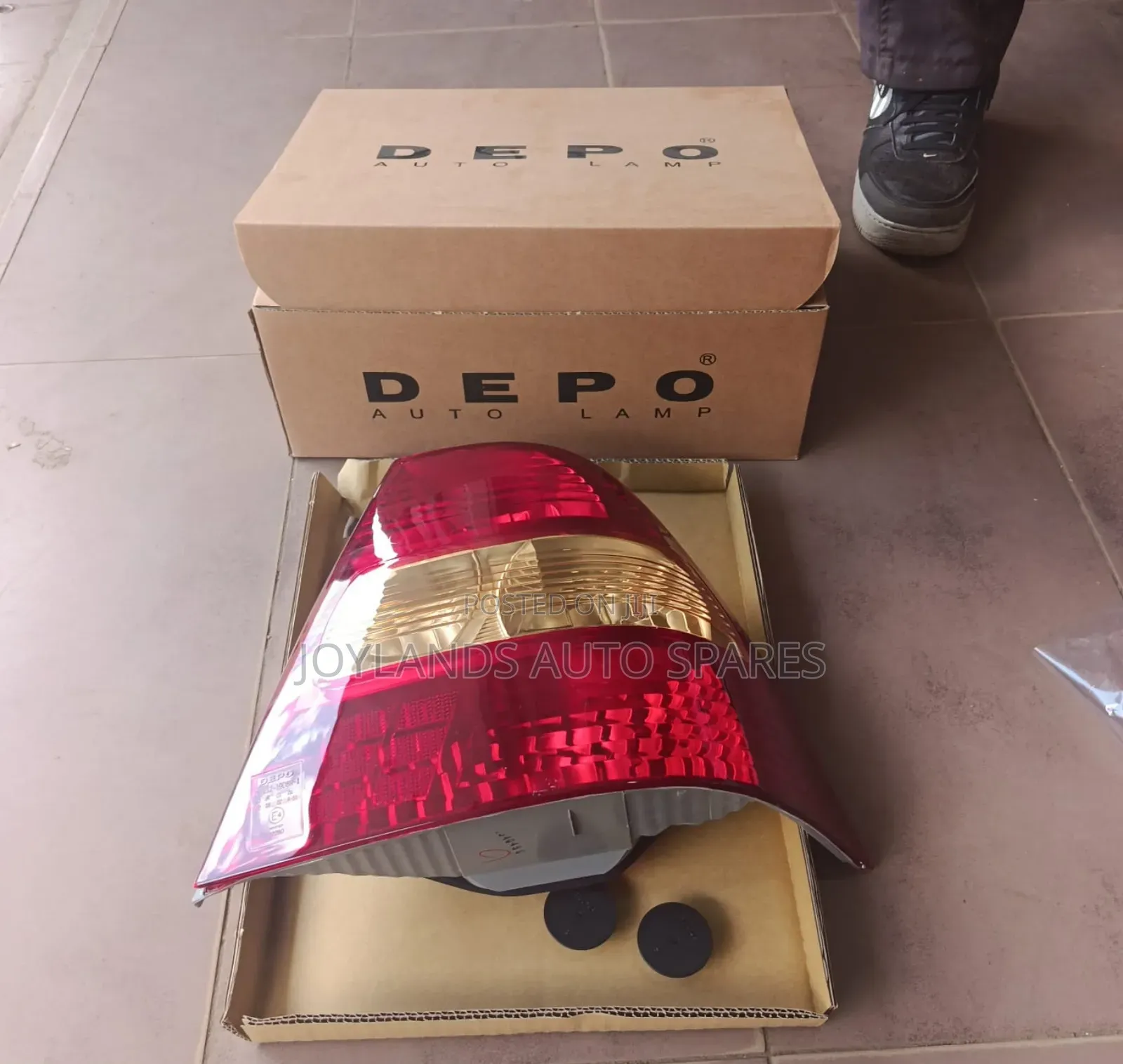Corolla Nze/Fielder 2001/2002 Tail Lamp Depo