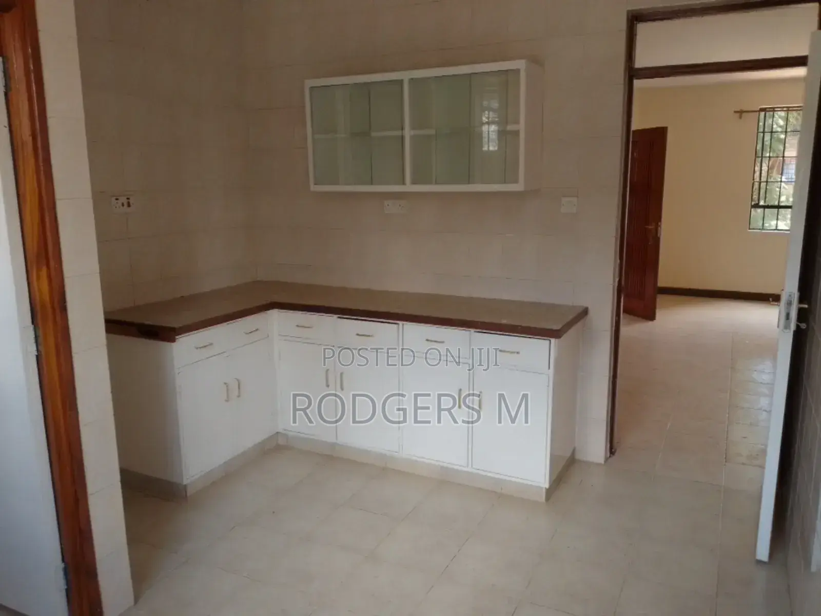 2bdrm Apartment in Valley Arcade for rent