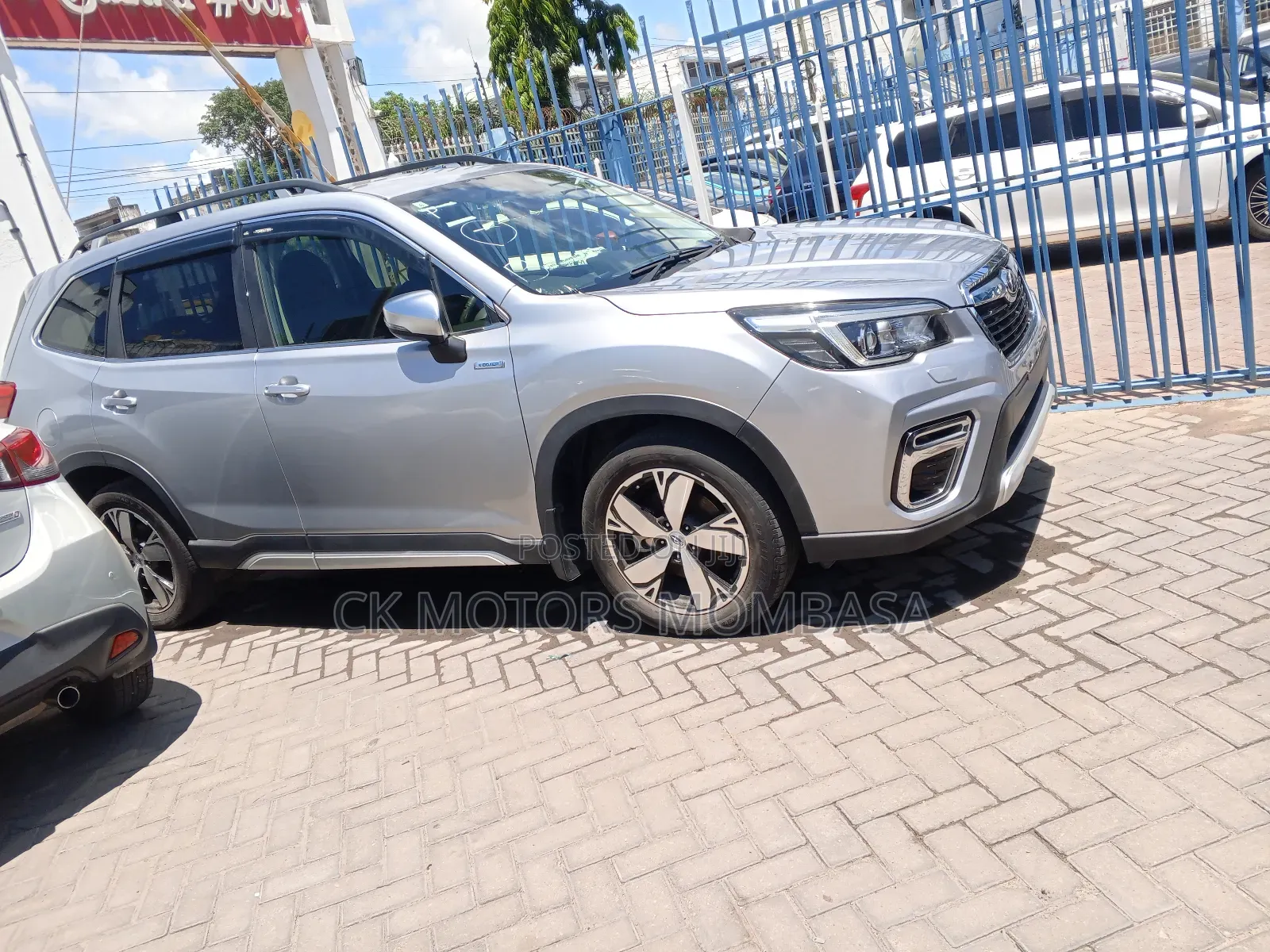 Subaru Forester 2019 Silver